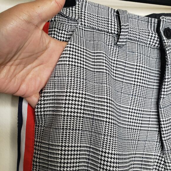 MNML| Cropped Grandpa Track Pants - Picture 4 of 10